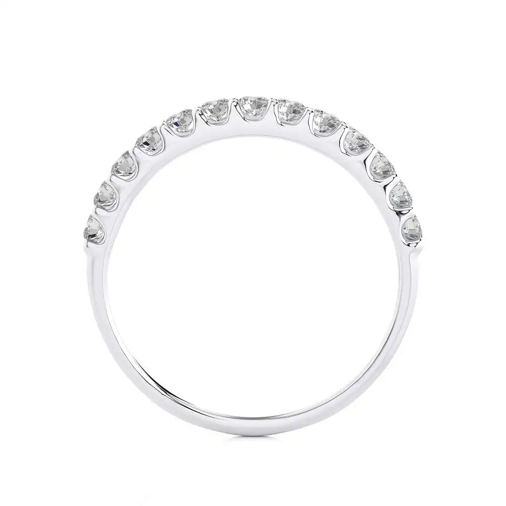3/8 CTW Diamond Luxurious Band Ring