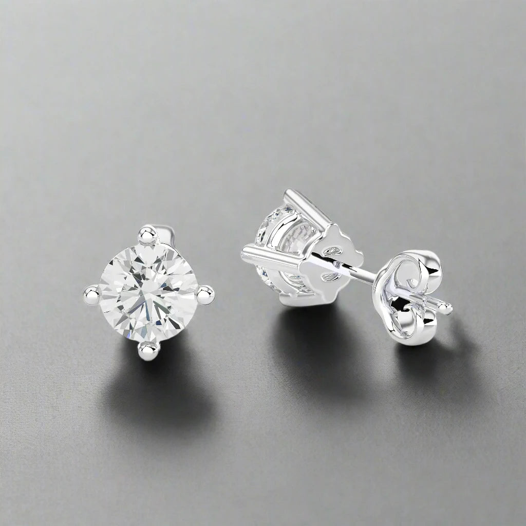 4 Prong Classic Natural Diamond Stud Earring.